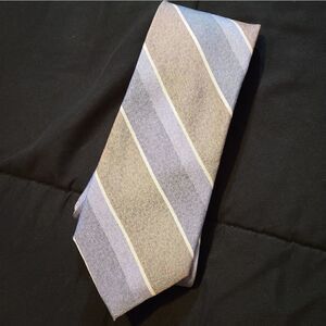 Paul Fredrick tie  